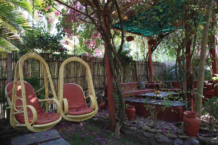 Property Grounds 25 of 27