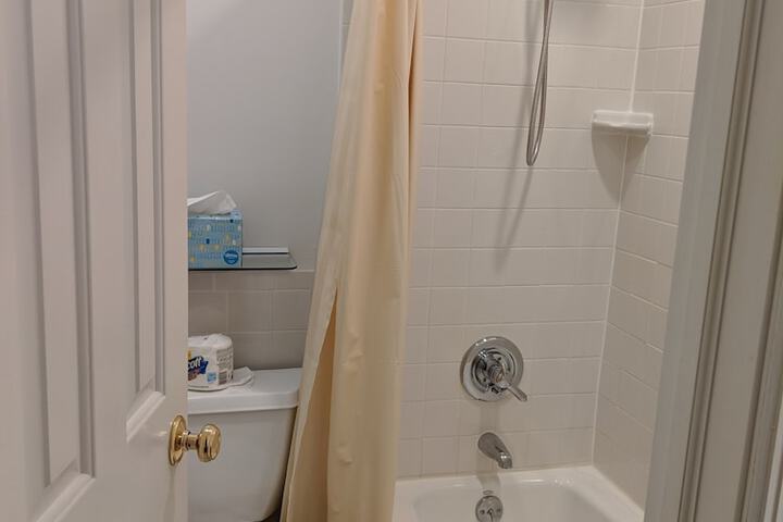 Room 196 of 258
