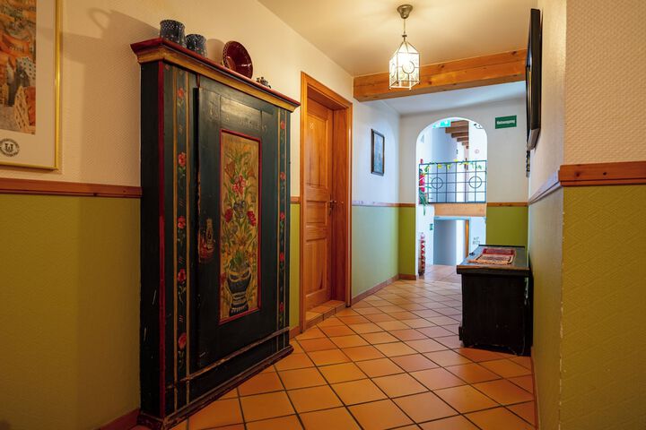 Ballroom/Hall 59 of 69