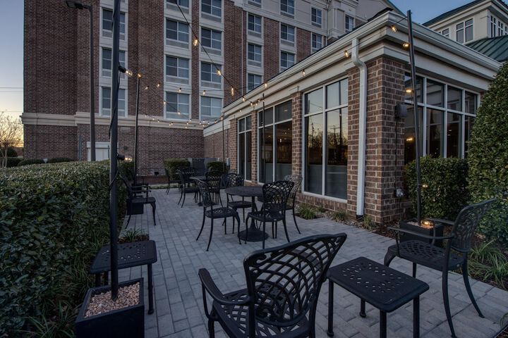 Terrace/Patio 94 of 96