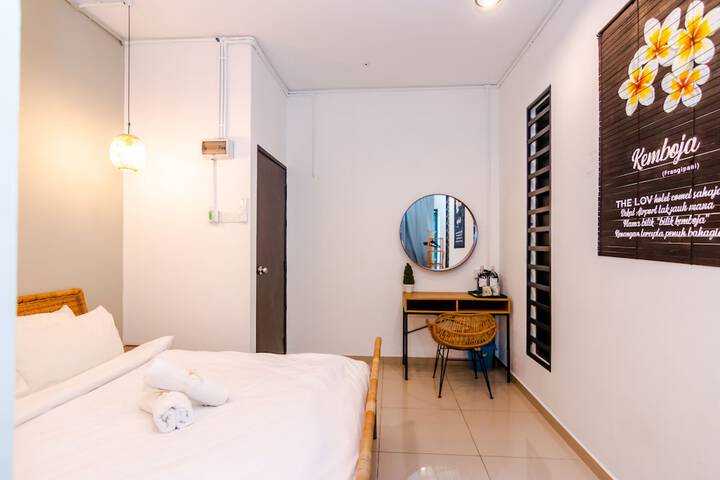 Room 81 of 121