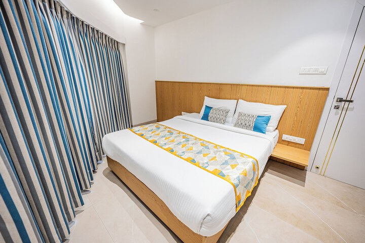 Room 10 of 63