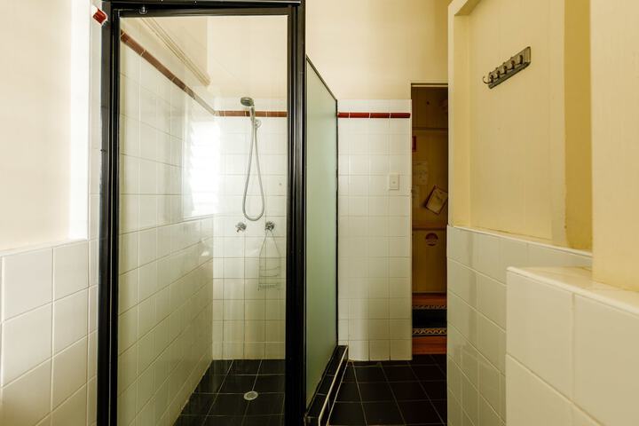 Room 19 of 37