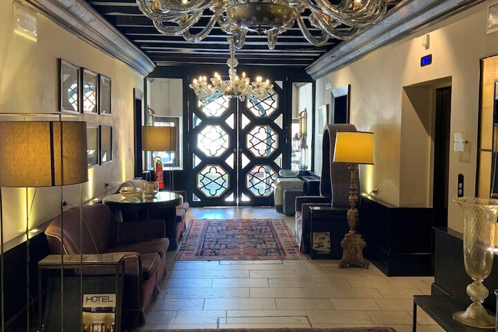 Lobby Photos