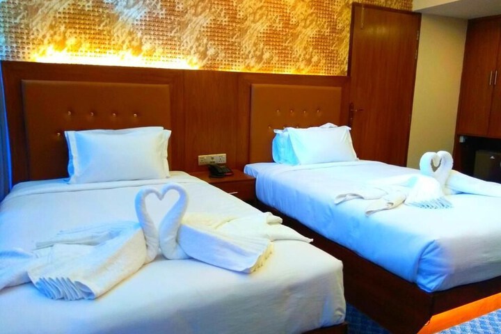 Room 8 of 44