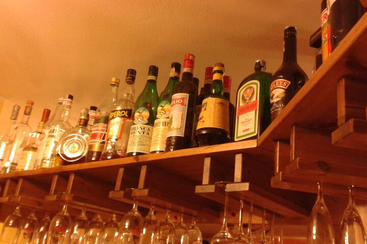 Lounge 4 of 52