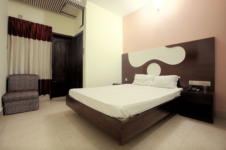 Room 16 of 21