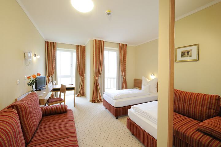 Room 20 of 66