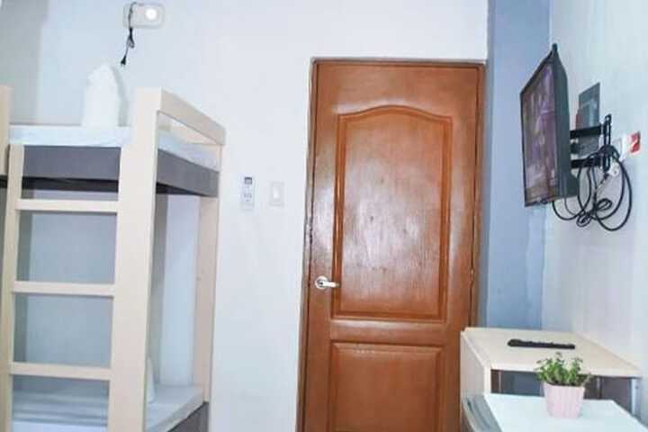 Room 3 of 30