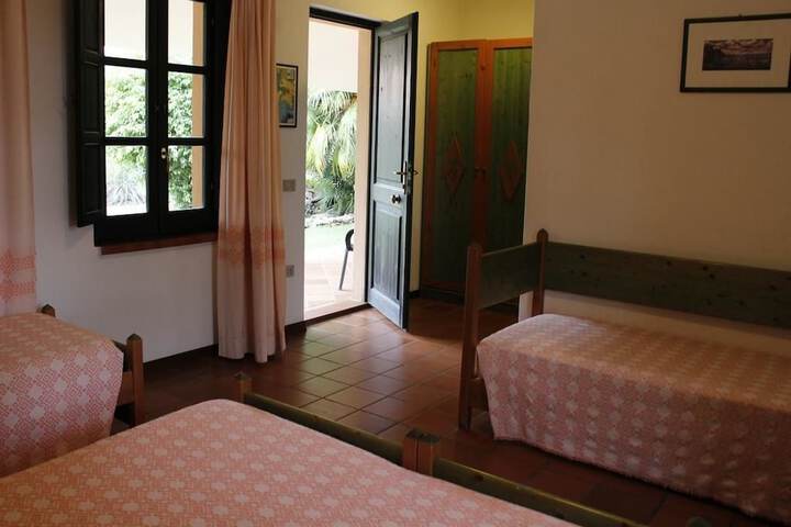 Room 5 of 51