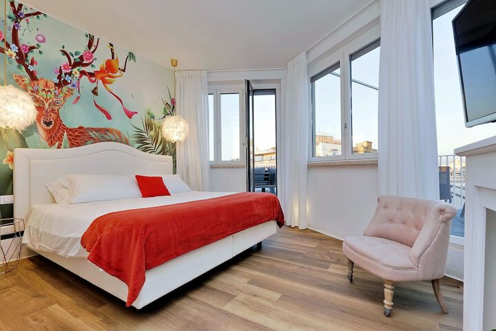 Room 36 of 195