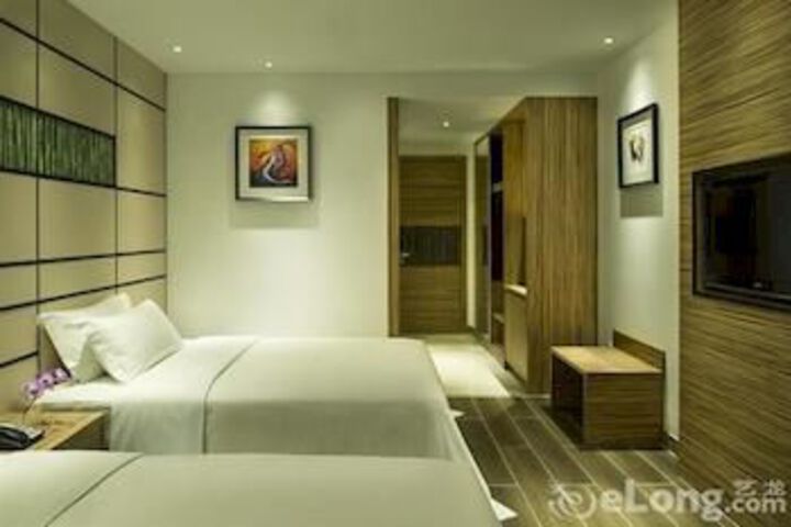 Room 16 of 69