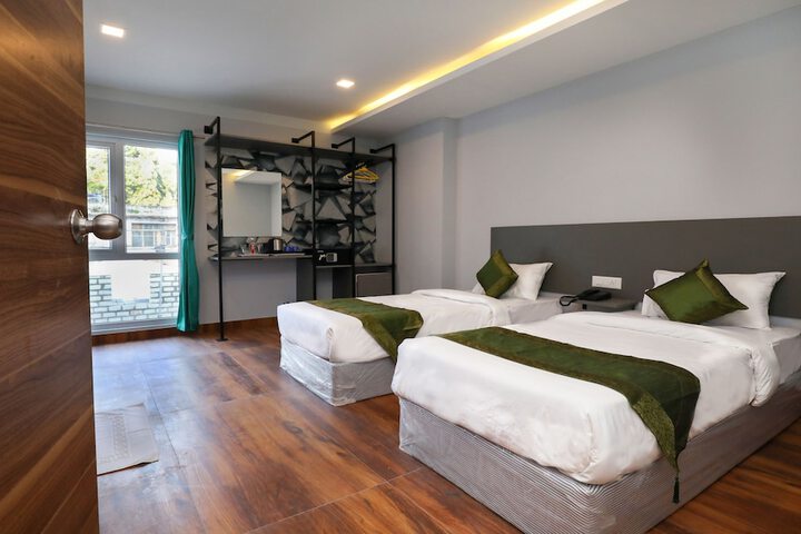 Room 26 of 37