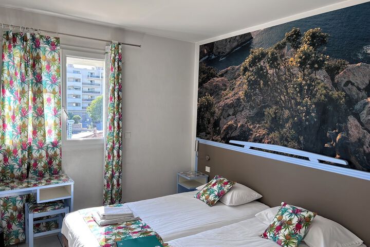 Room 32 of 78