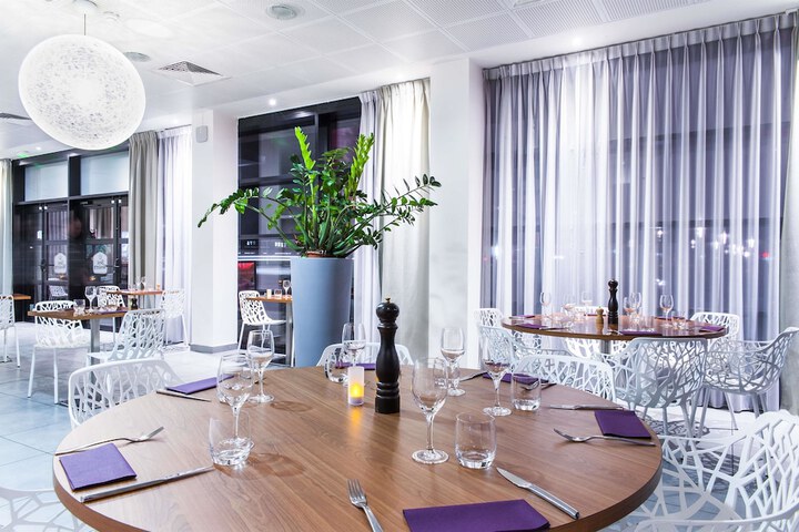 Dining Photos