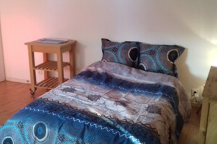 Room 4 of 4