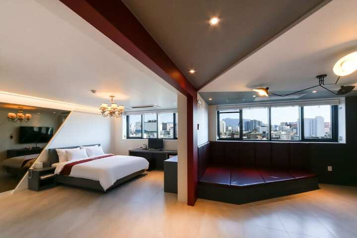 Room 20 of 60
