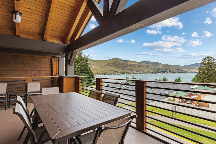 Terrace/Patio 22 of 60