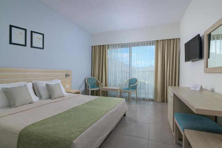 Room 14 of 60