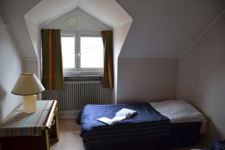 Room 18 of 40