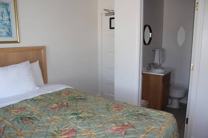 Room 19 of 39