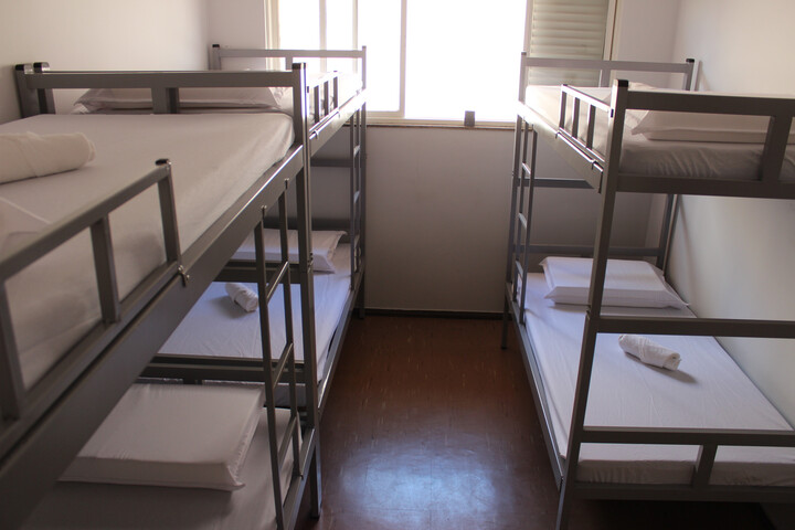 Room 4 of 13