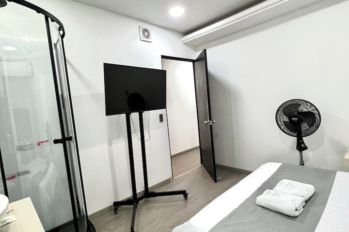 Room 47 of 87