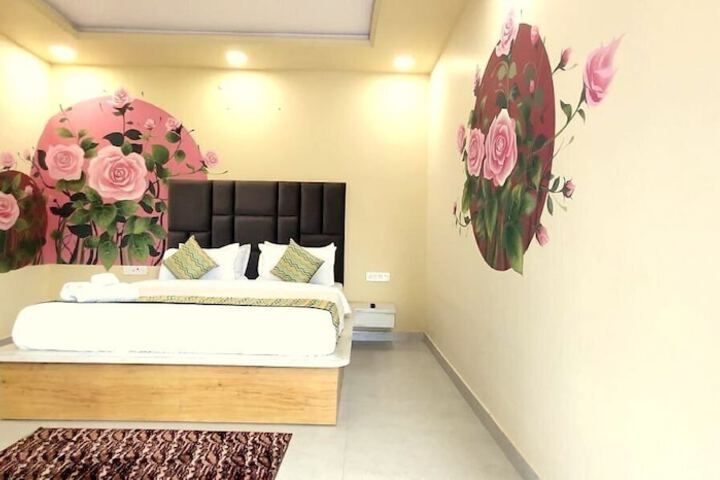 Room 26 of 114