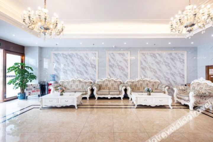 Hotel Interior 16 of 27