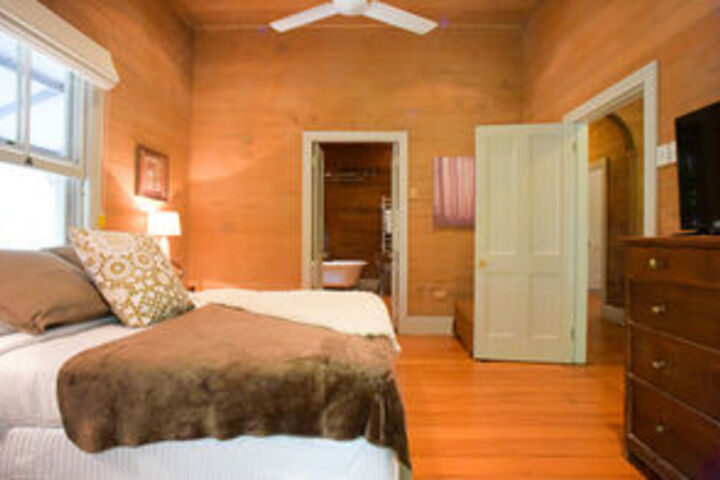 Room 21 of 75