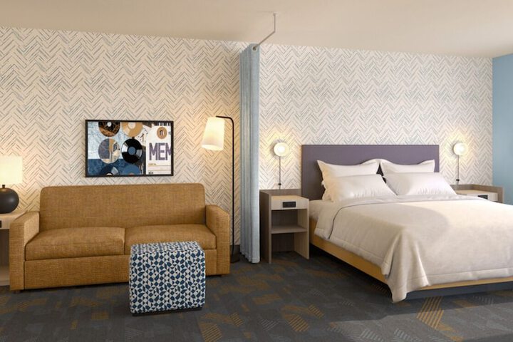 Room 4 of 13