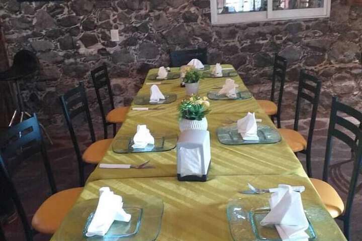Dining 74 of 104