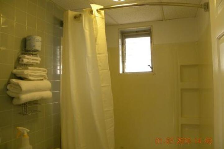 Room 3 of 5