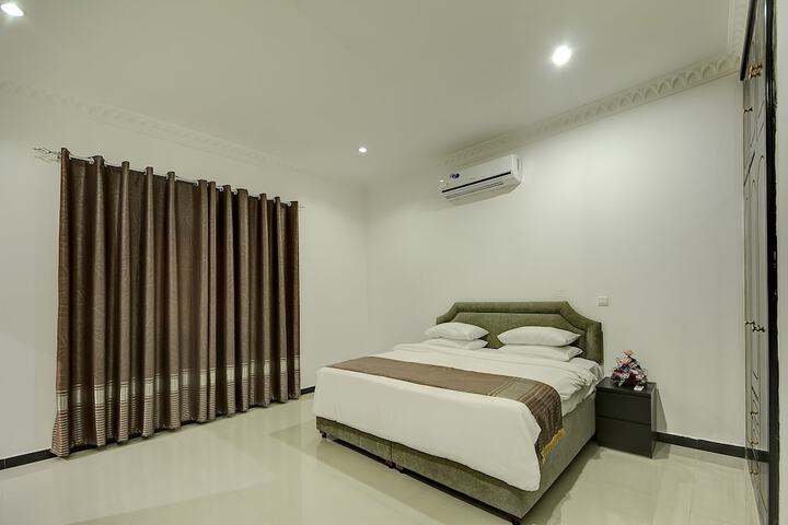 Room 25 of 26