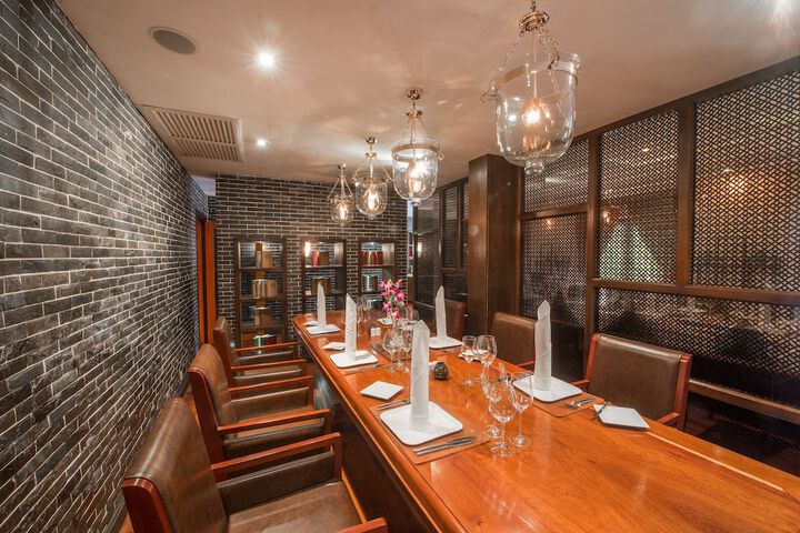 Dining 58 of 101