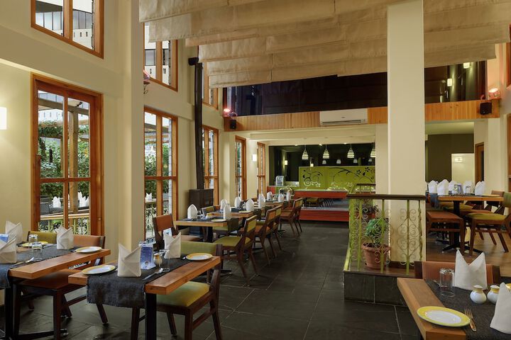 Dining 50 of 120