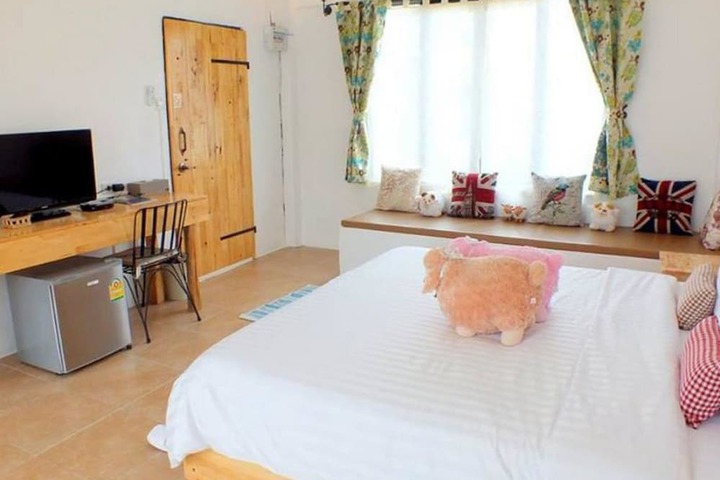 Room 8 of 29