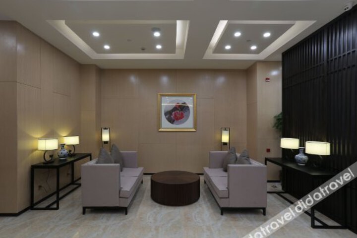 Hengshan Plum Blossom Bay Holiday Hotel (Currently unavailable)