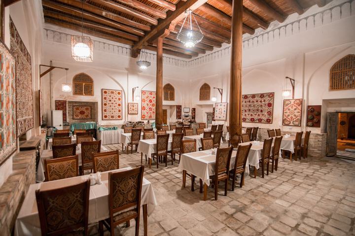 Dining 59 of 83