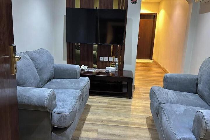 Room 40 of 80
