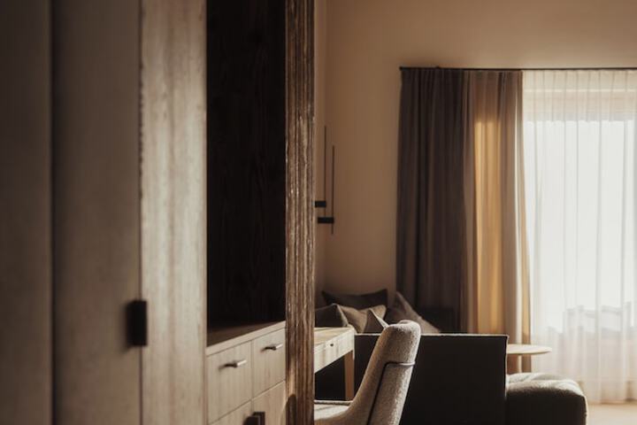 Room 37 of 92