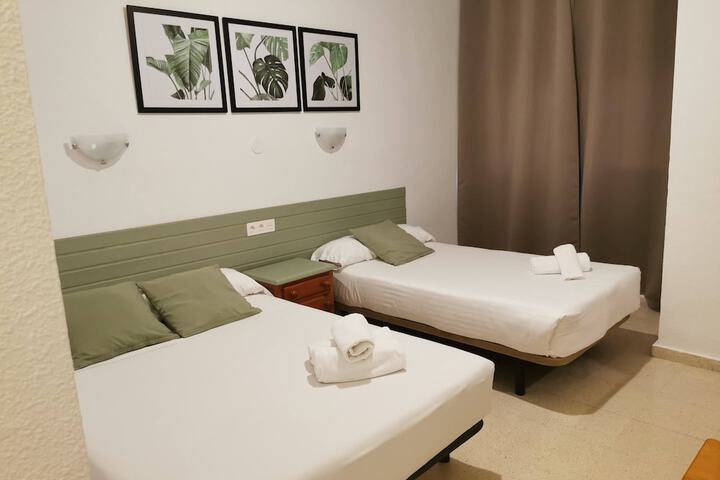 Room 18 of 32