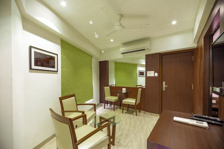 Room 18 of 29