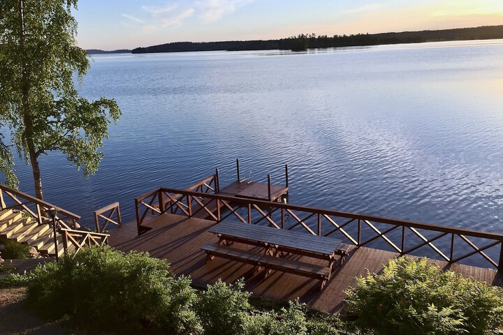 Sundeck 16 of 26