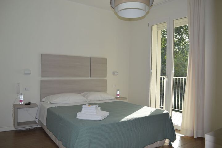 Room 19 of 140