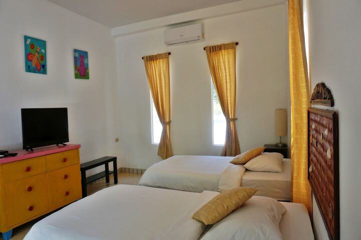 Room 34 of 127