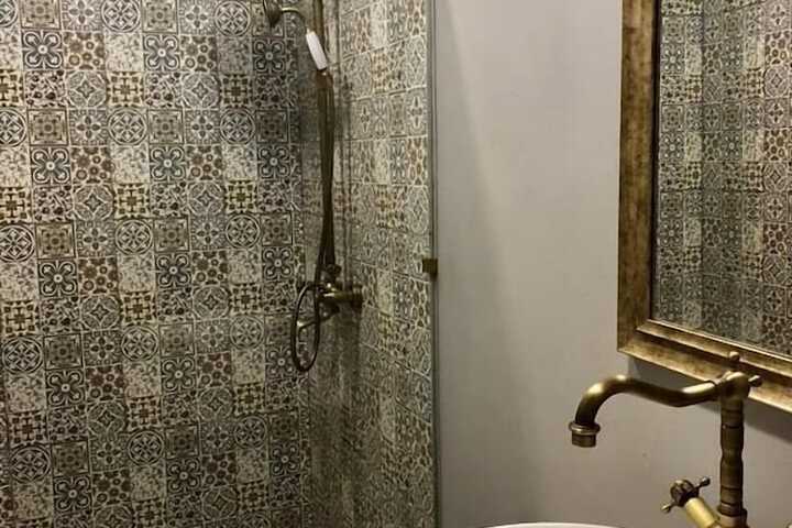 Room 30 of 45