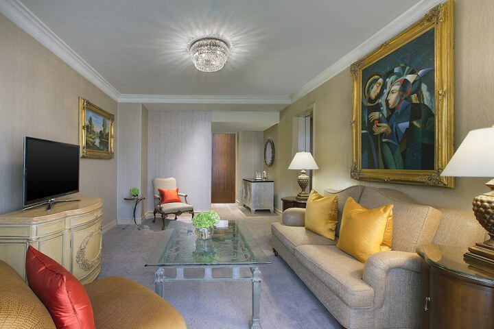 Room 41 of 107