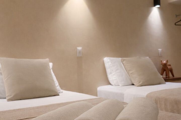 Room 12 of 24