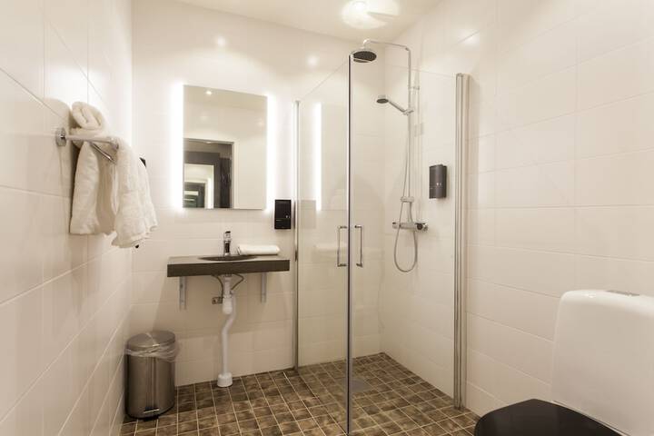 Bath Interior